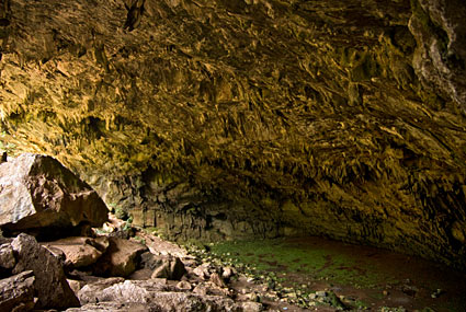 Σπήλαιο Λουτσών φωτογραφίες